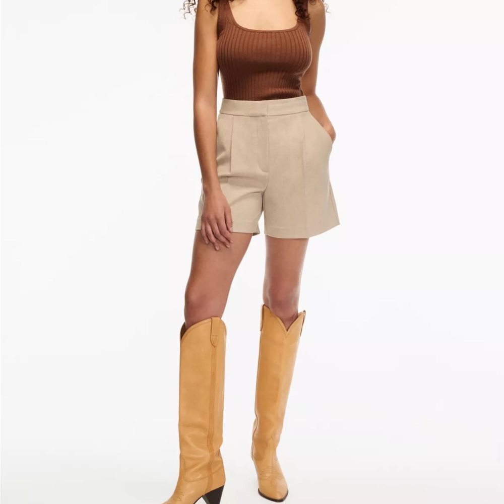 Wilfred Tan Tailored Shorts *NWT* Size 6